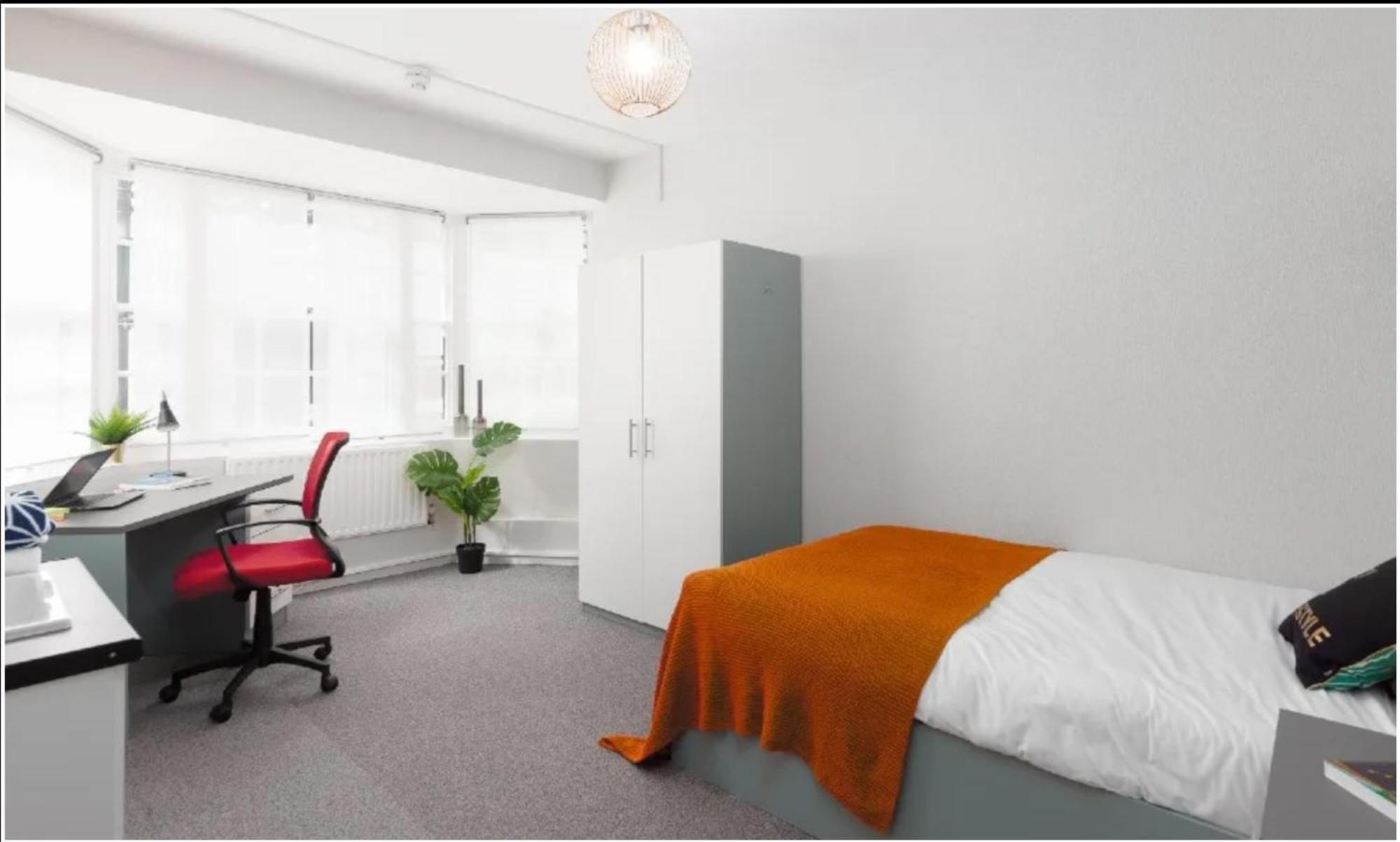 Spacious Room With Shared Facilities Londra Esterno foto