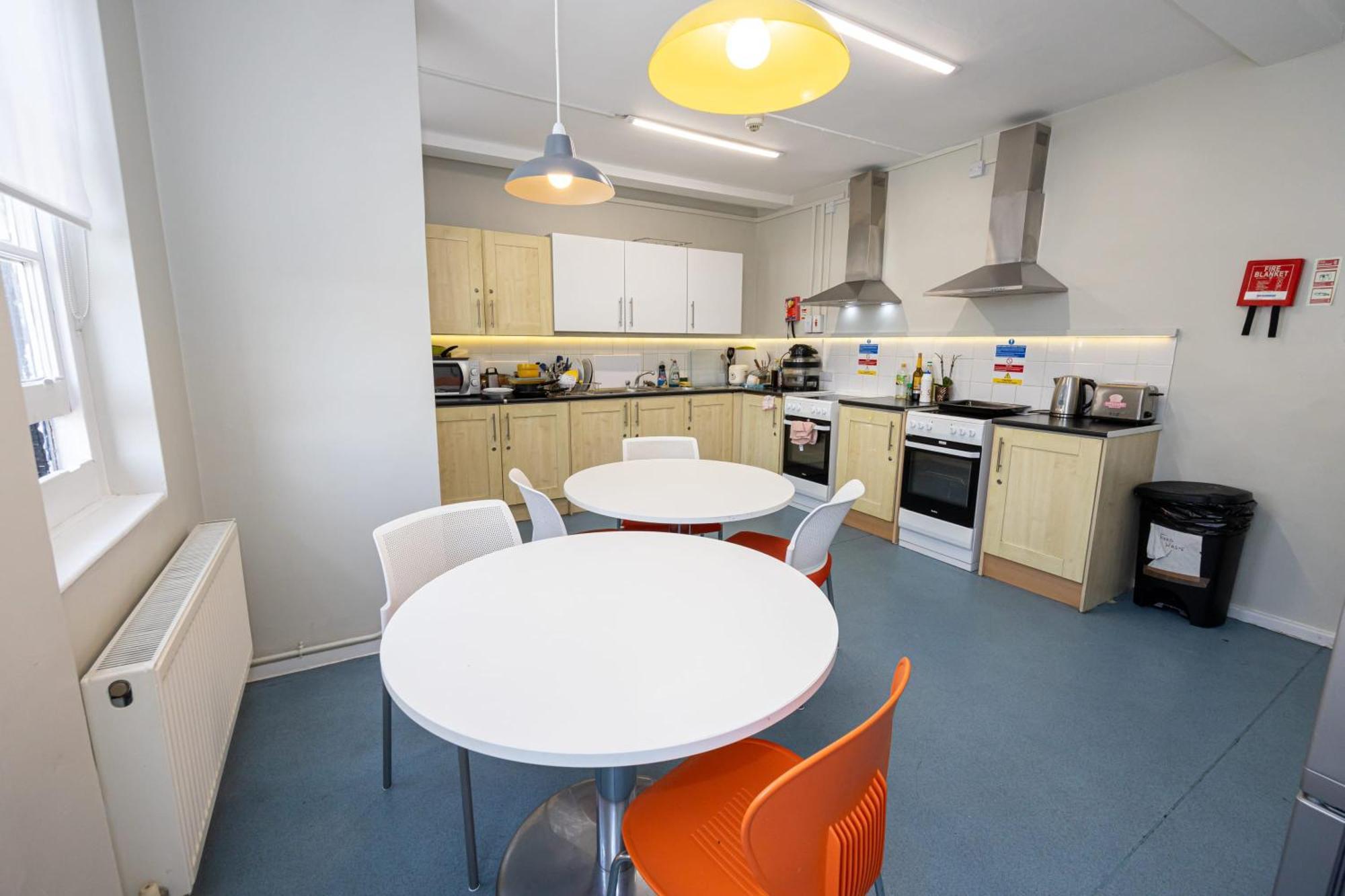 Spacious Room With Shared Facilities Londra Esterno foto